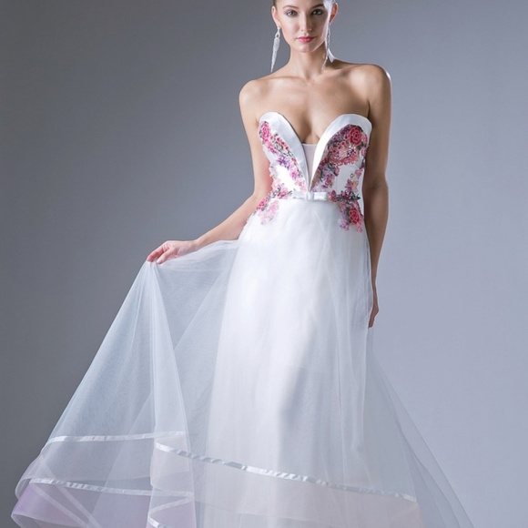 Cinderella Dresses & Skirts - Sweetheart Floral Lace Prom Dress CDG1024